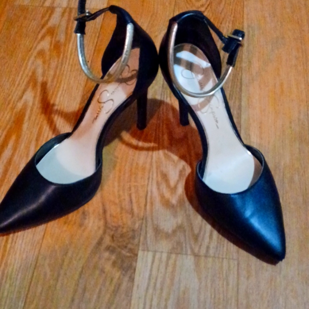 Jessica Simpson stiletto heels size 7 and 1/2 black with a gold strap